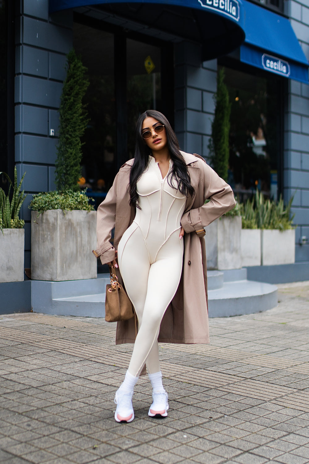Jumpsuit Atma Blanco ANIMA - look completo sentada