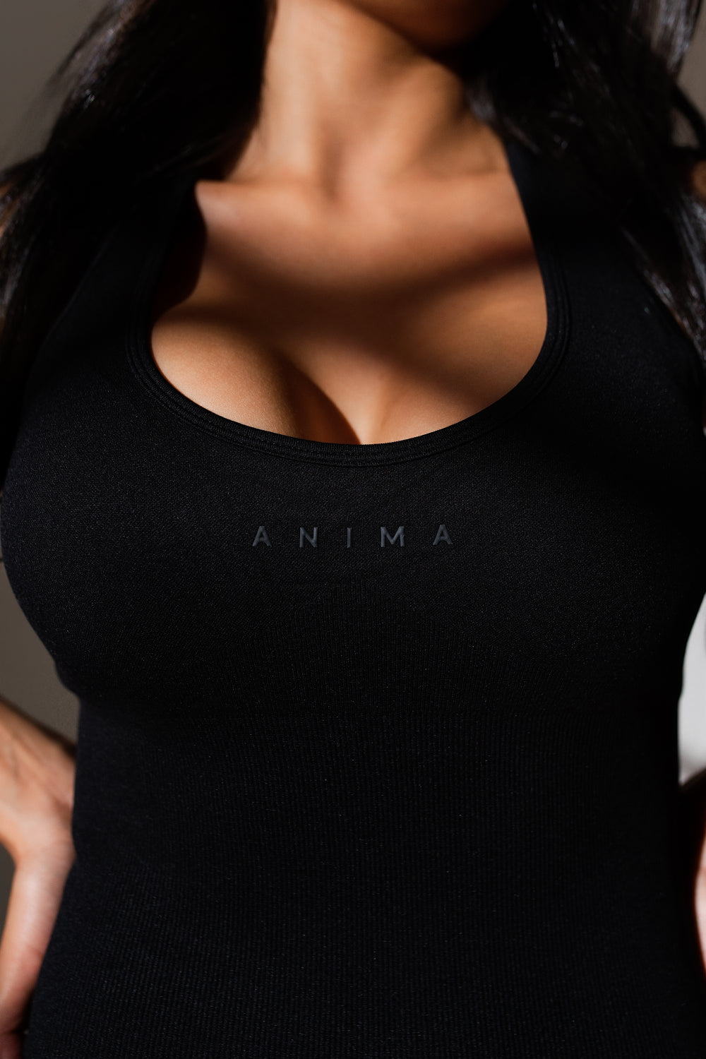 Jumpsuit Flow Negro ANIMA - look completo frente