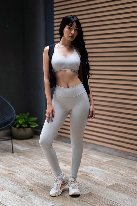 Set Motion - Beige (Top + Mangas + Legging)